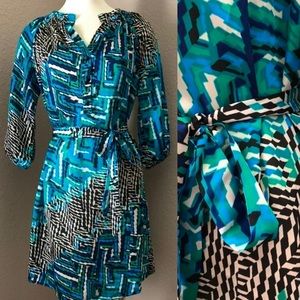 NEW Graphic Print Tie Waist Dress w/ Black Buttons